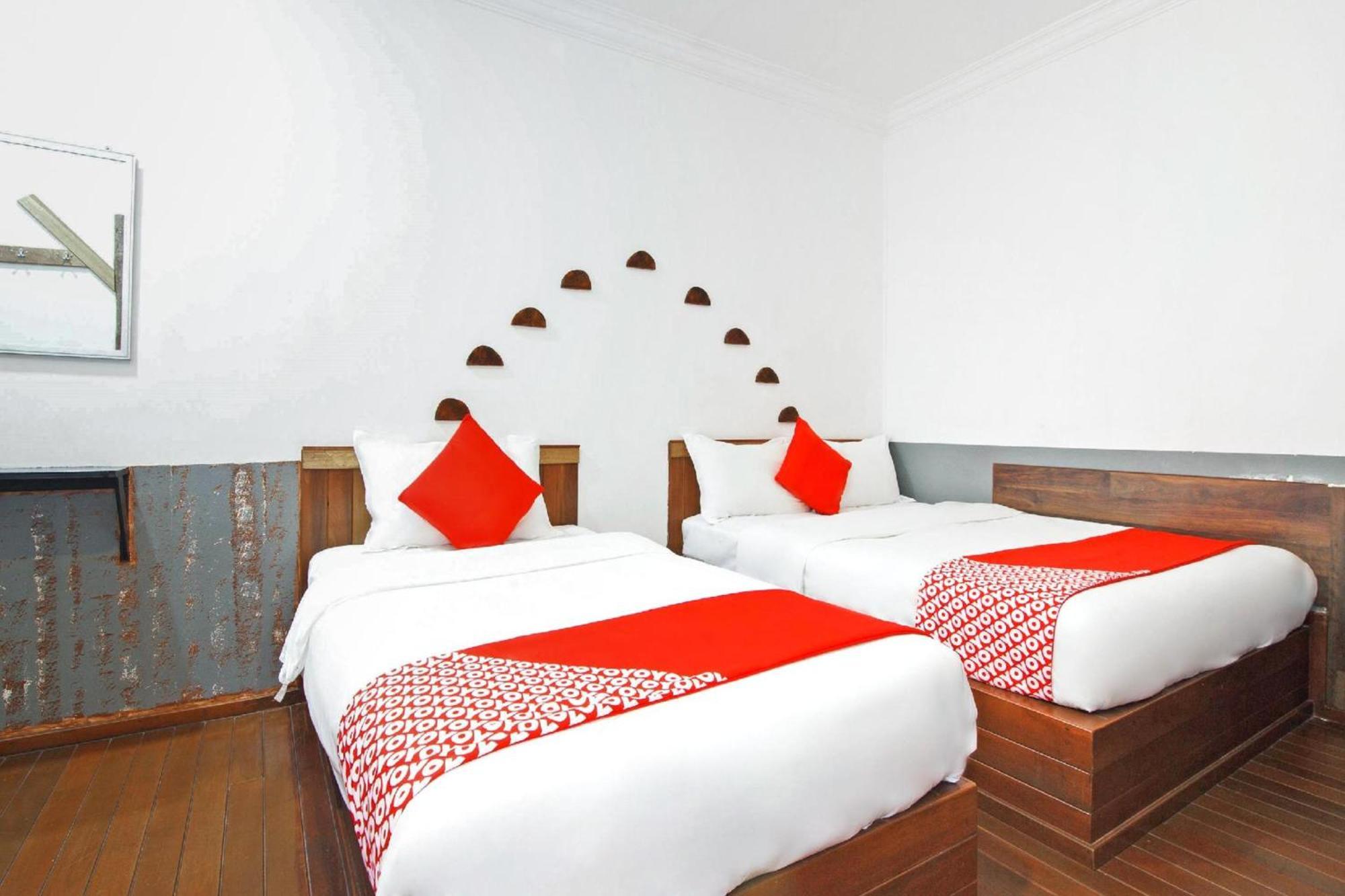 Oyo 210 Hotel Five 2 Kota Kinabalu Esterno foto
