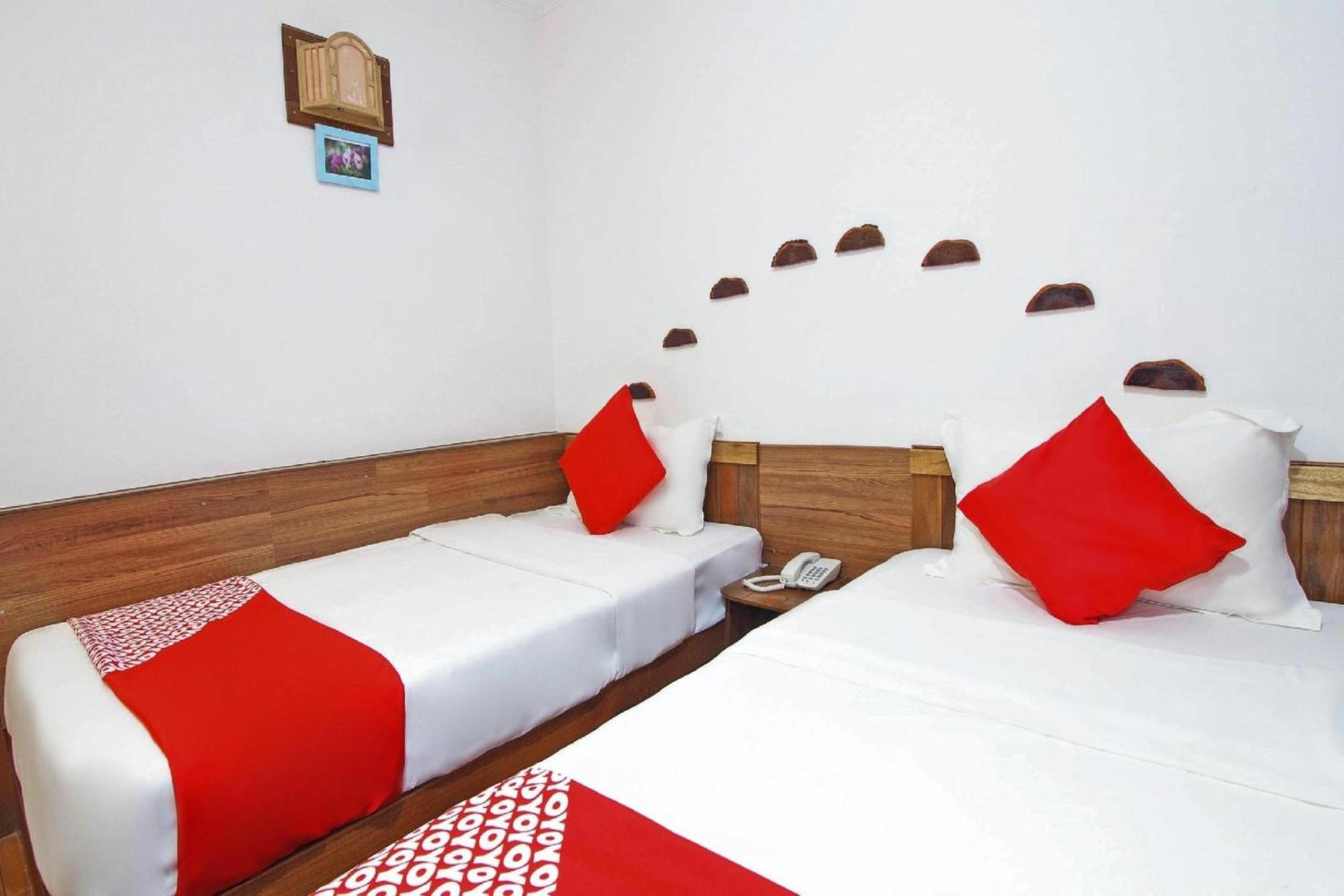 Oyo 210 Hotel Five 2 Kota Kinabalu Esterno foto