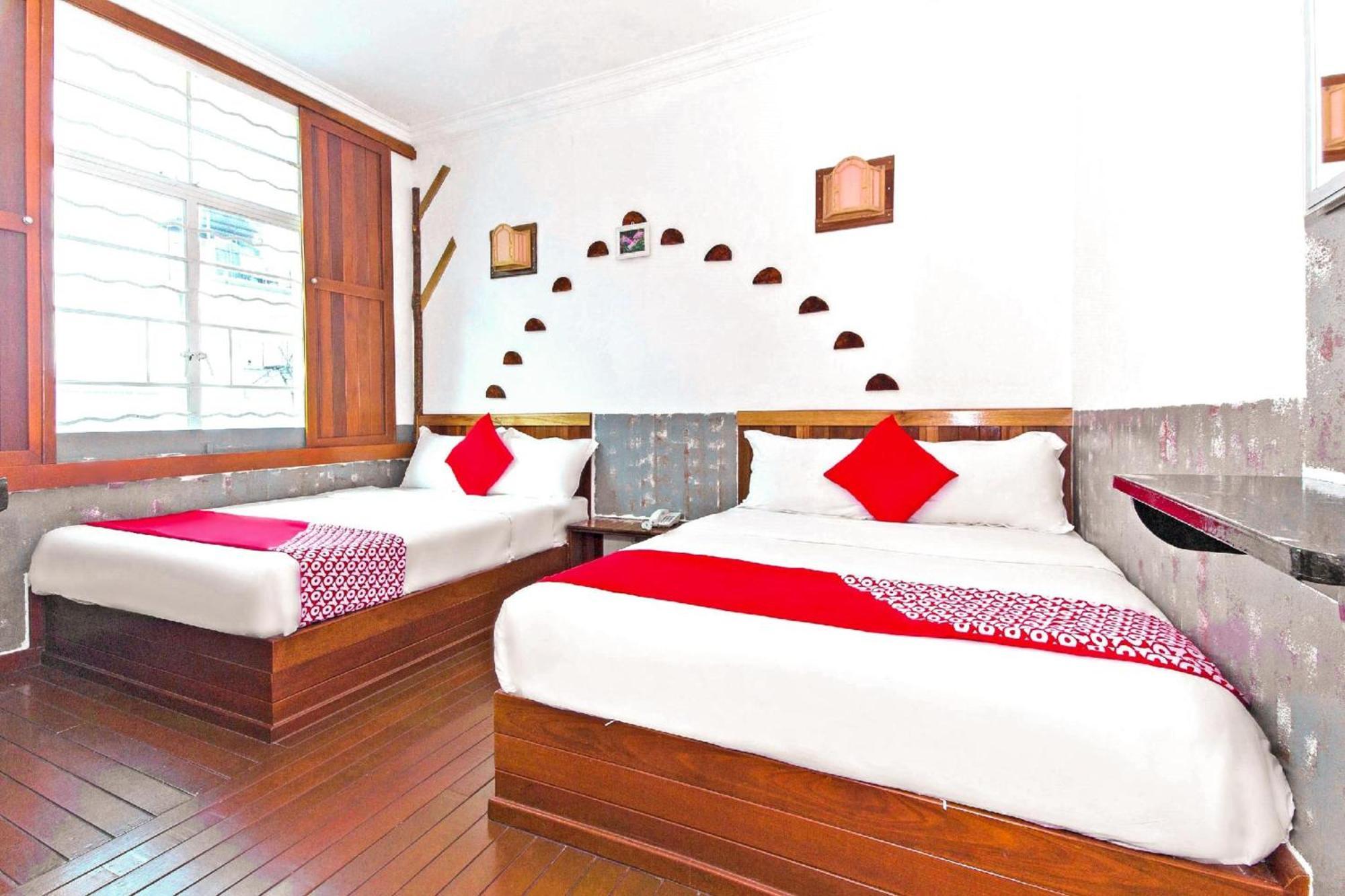 Oyo 210 Hotel Five 2 Kota Kinabalu Esterno foto