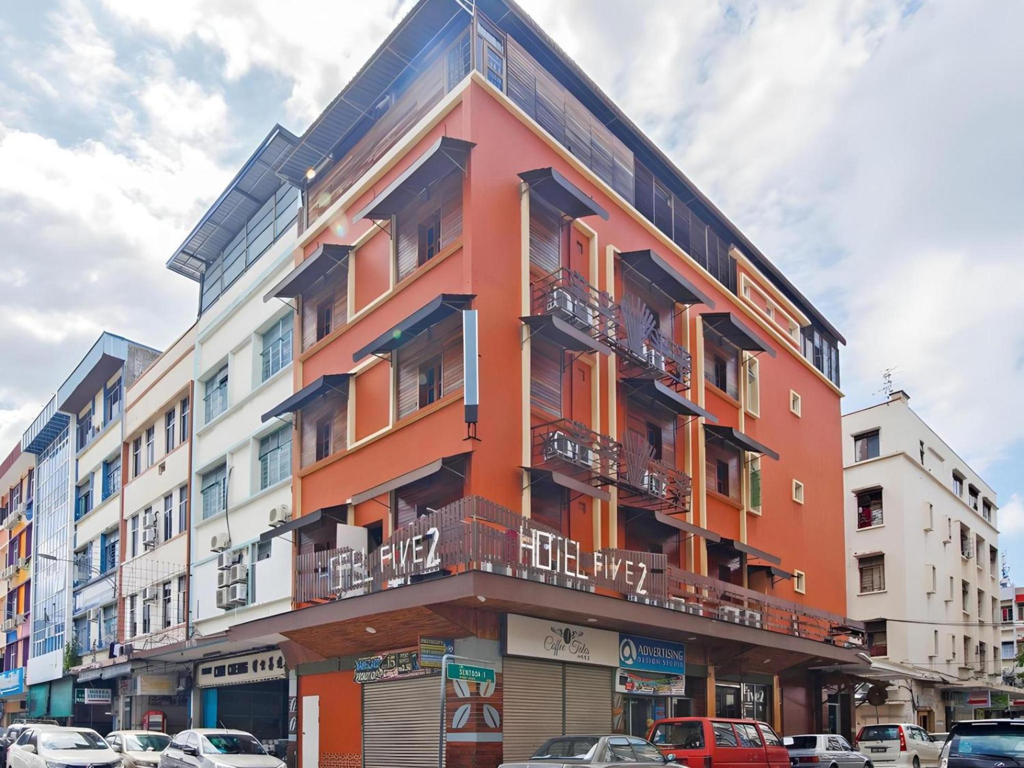 Oyo 210 Hotel Five 2 Kota Kinabalu Esterno foto
